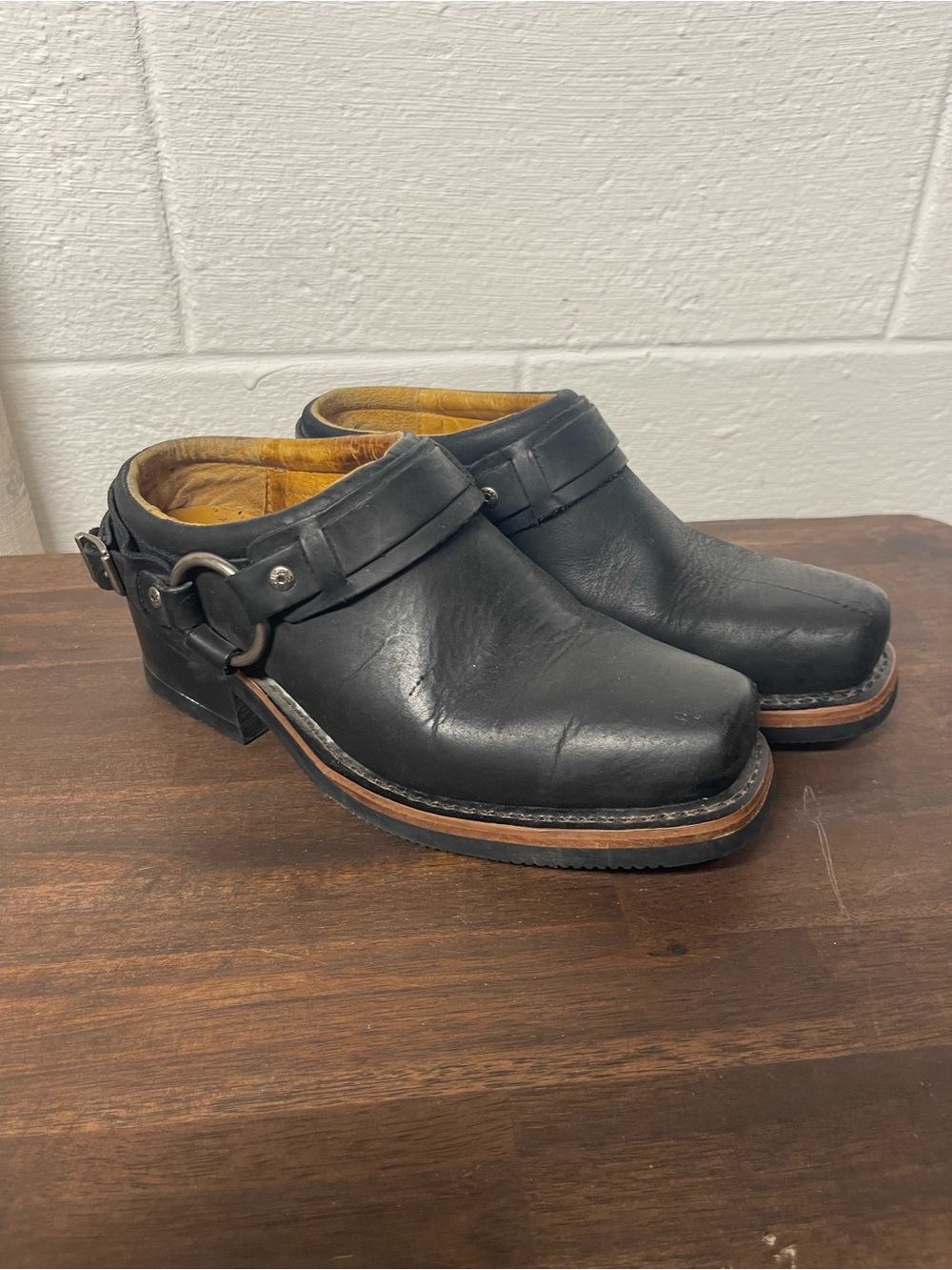 Harley Davidson Leather Harness Mules Clogs Black Women’s Size 7 Biker 83110